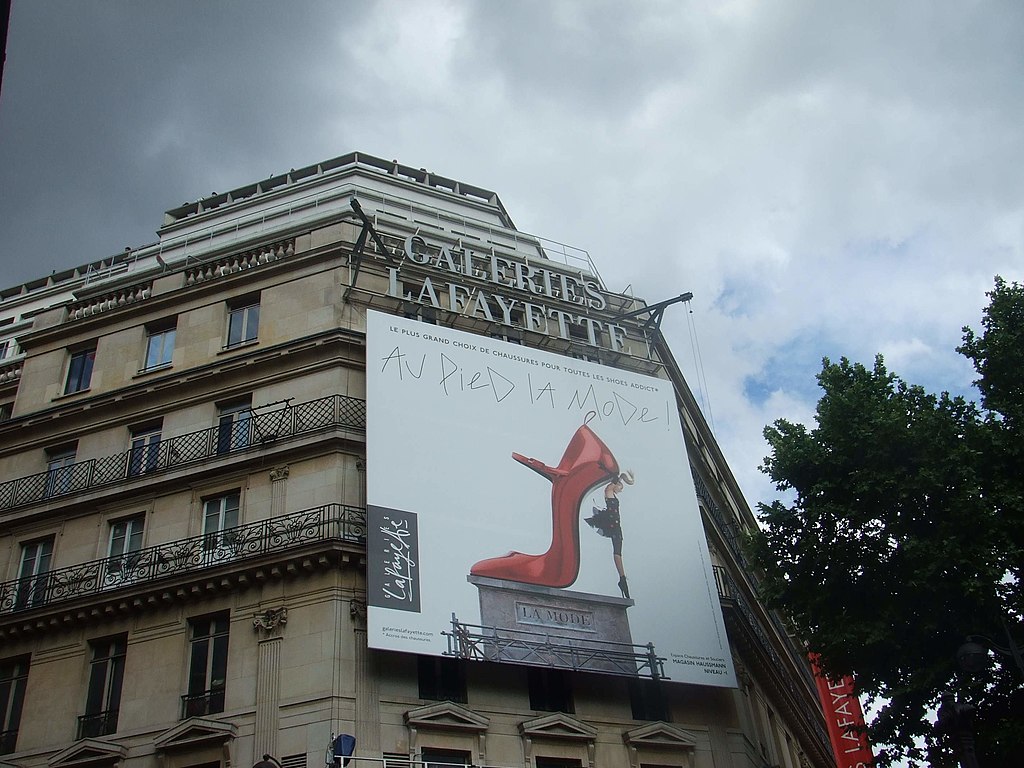 outside of building in Paris