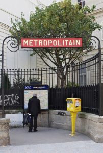 image of paris metro stop